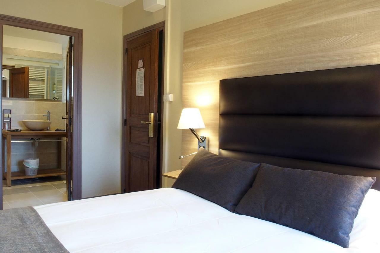 Logis Hotel - Auberge De L'Helix Rosoy  Экстерьер фото
